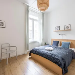 Grand With 5bedrm 2bathroom Apartamento Budapest